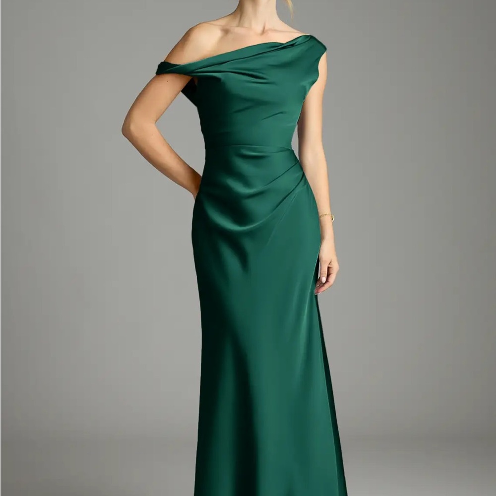 Azazie One-Shoulder Emerald Gown